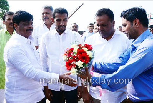 Mahadevappa in oldport 1